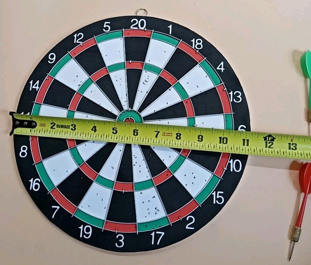 🤩 Double sided Dart Board Set with 6 darts.