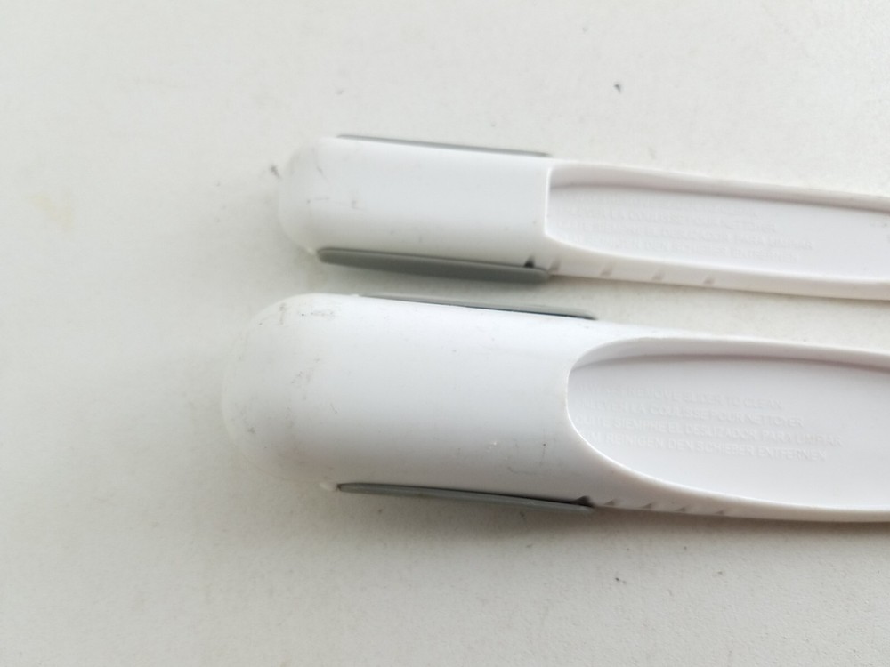 Pampered Chef Adjustable Measuring Spoon Set Two Pieces