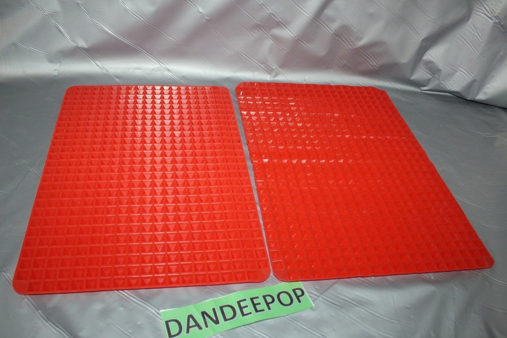2 Piece Red Silicone Baking Mat Pyramid Cone Non Stick Liner