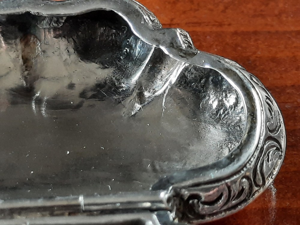 800 Silver Cast German Shell Shaped Trinket or Snuff Box