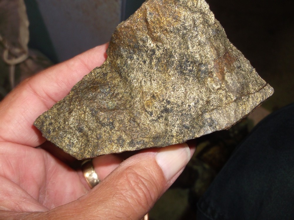 Gold, silver, copper, 532 grams samples ,ore high grade .
