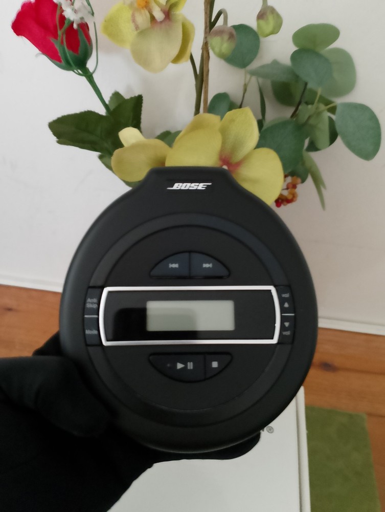 Bose PM-1 Portable CD Player Personal Discman Anti-Skip. Tested Working