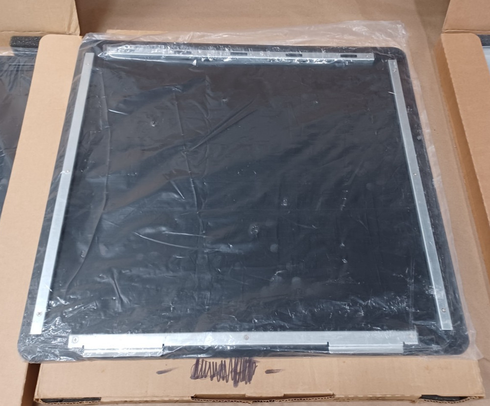 LIAN LI PC-V1000B Black Aluminum Right Side Panel