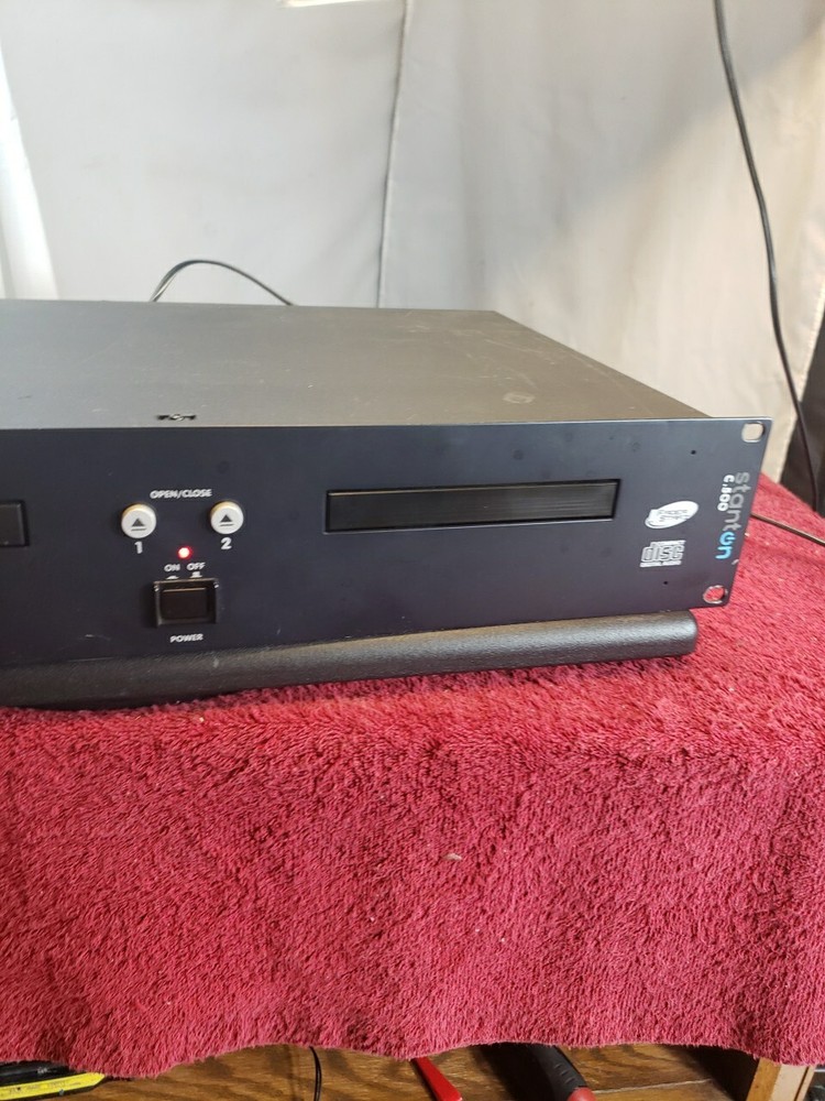 Stanton C-500 Dual CD player