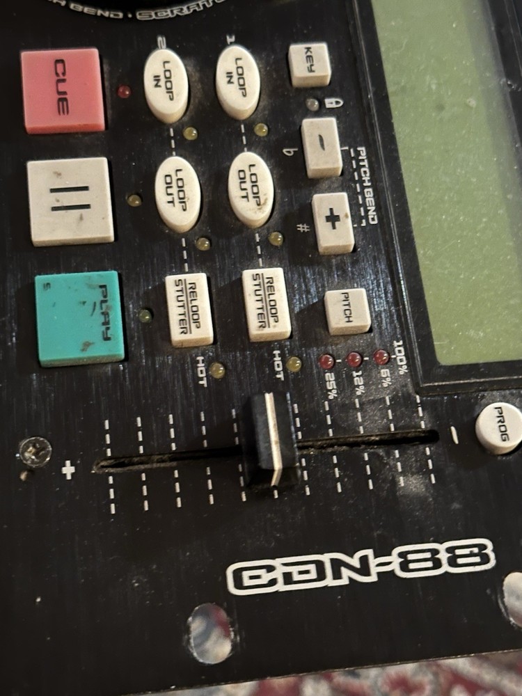Numark CDN 88 D J Mixer Controller