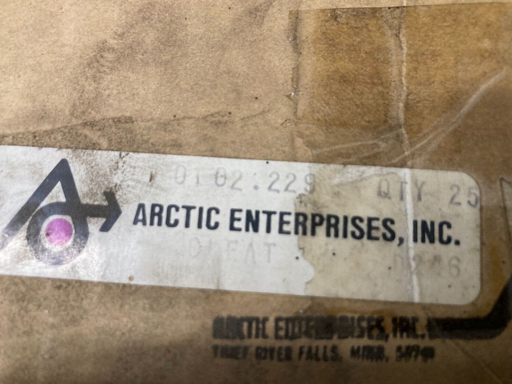 Genuine Arctic Cat Cleat #0102-229