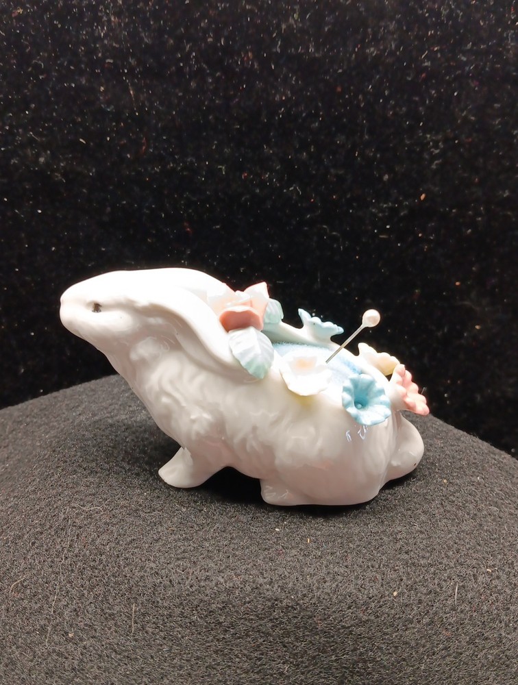 vtg pin cushion rabbit