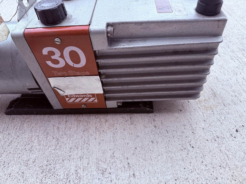 Edwards E2M30 Dual Stage Rotary Vane Vacuum Pump Tested and Working