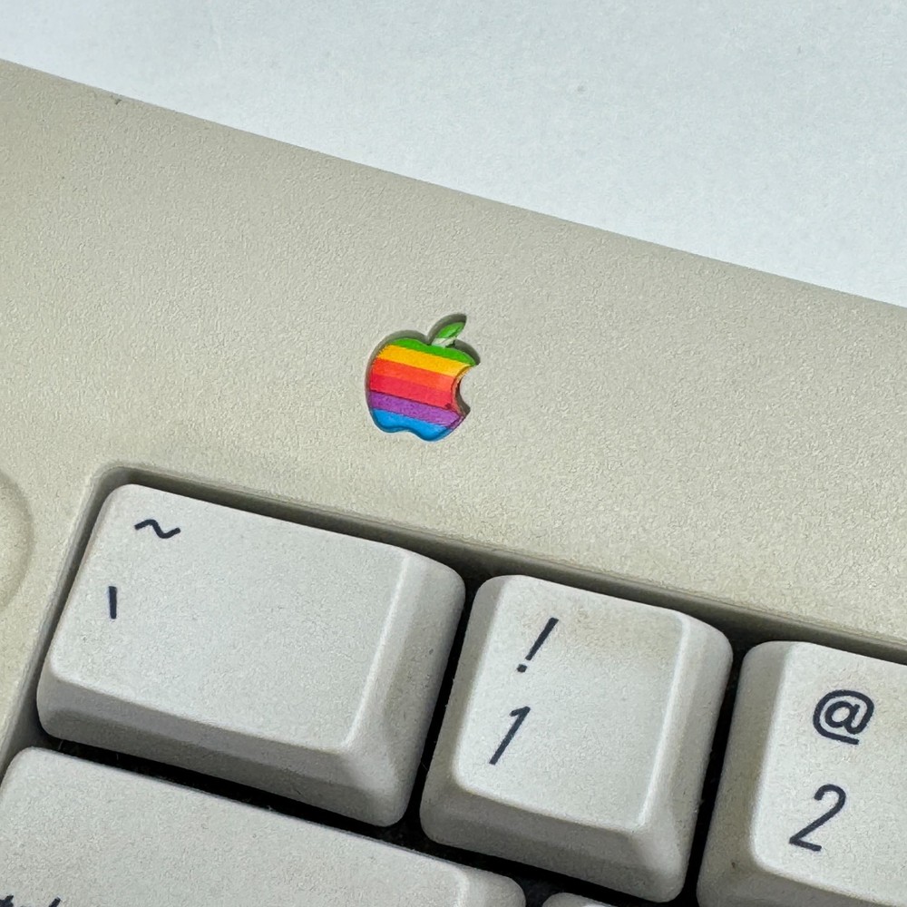 Vintage Apple Mac Adjustable Keyboard M1242 + Numeric Keypad & Disk Ergonomic