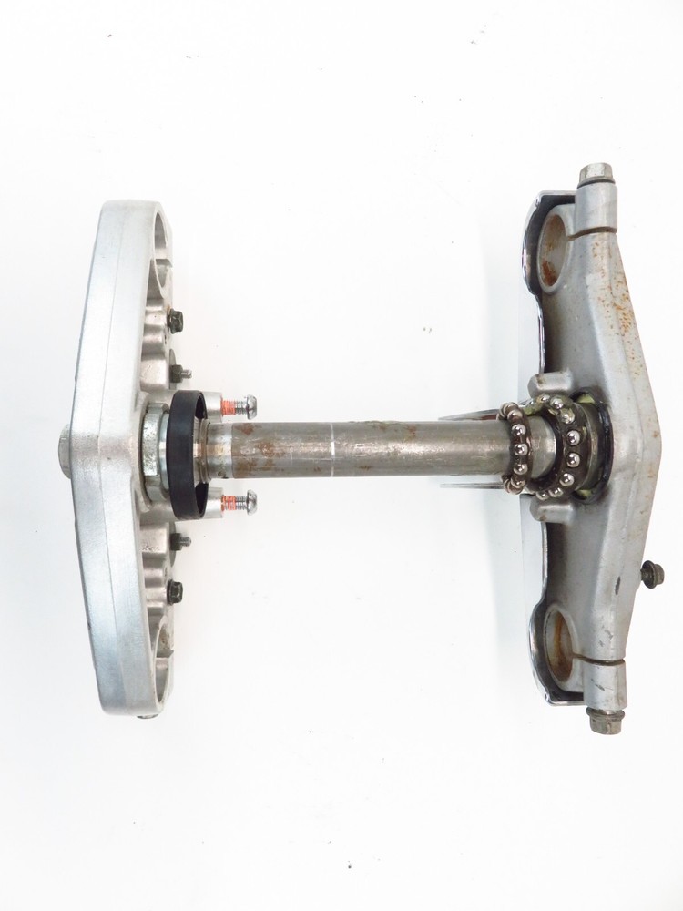 2000 Suzuki GZ250 Triple Tree Clamp Fork Upper Lower Front Steering