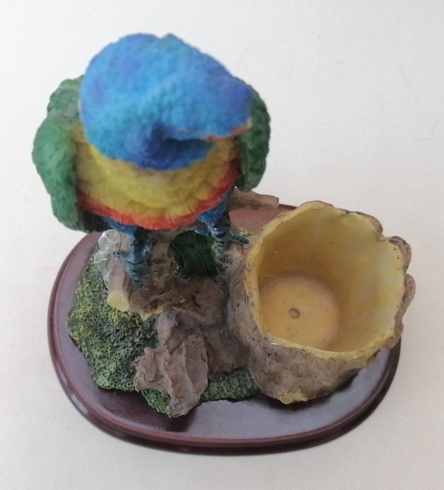 Macaw Parrot & Parakeet Figurines Resin