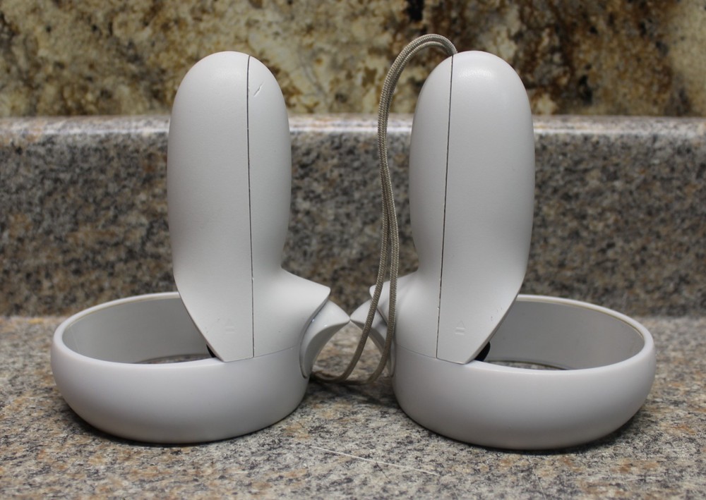 Meta Quest 2 VR Headset