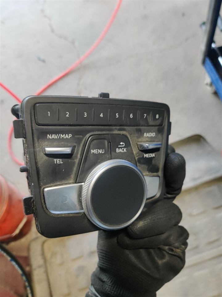 CONSOLE MTD CONTROLLER OEM 17-19 A4 AUDI 1YR WRNTY