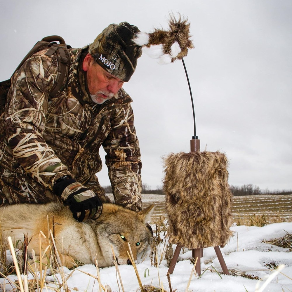 Realistic Motion Coyote Hunting Decoy