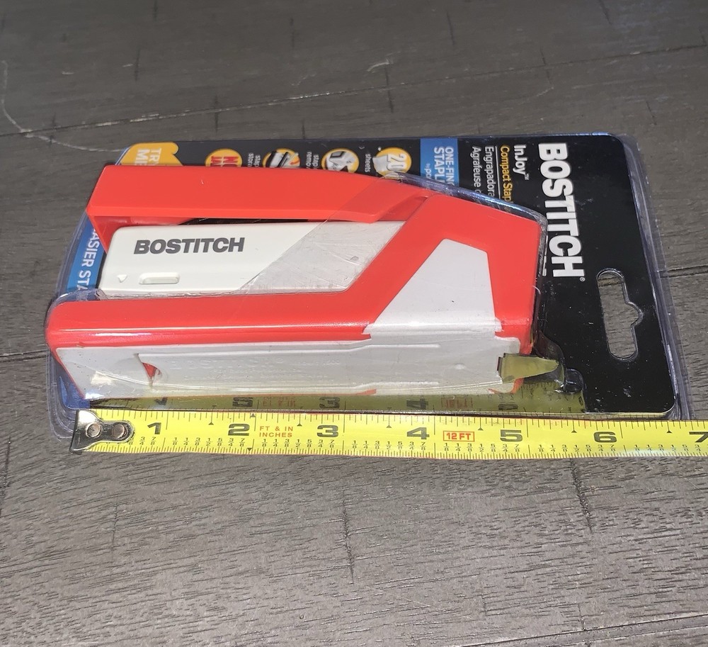 B2 Bostitch Injoy Spring-Powered Compact Stapler, 20-Sheet Capacity Red Standard