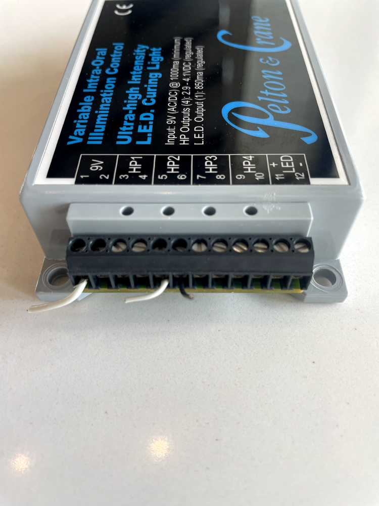 Pelton And Crane Variable Intra Oral Illumination Control