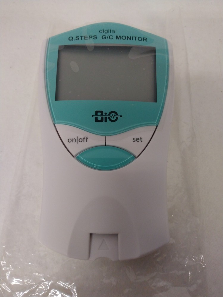 Q.Step G/C Meter Electrochemical Biosensor Technology measure Cholesterol/Glucos