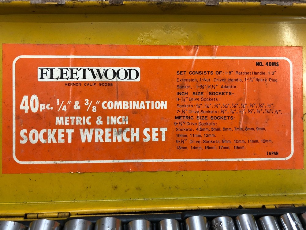 Vintage Fleetwood 40 pc Socket Wrench Set
