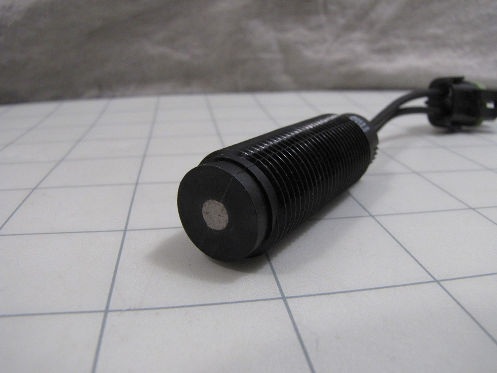 John Deere AH116104 Sensor NEW