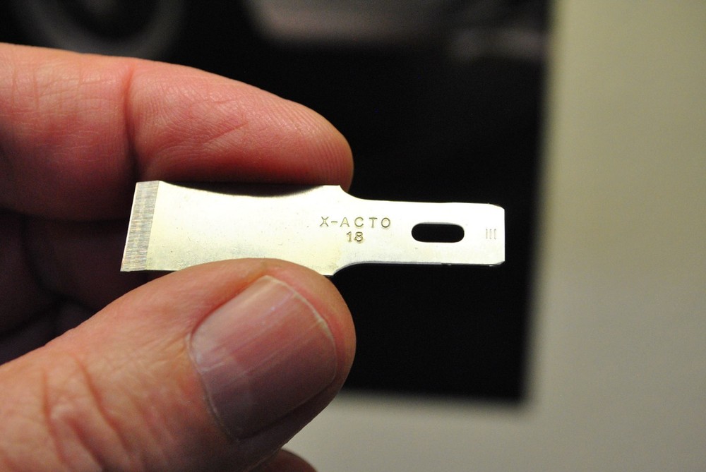 Replacement X-Acto No. 18 Heavyweight Chisel Blades (5 Pack)