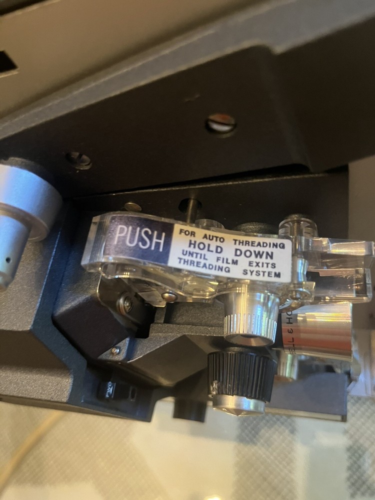 Belle & Howell 8mm Autoload Projector - Power Tested , Works