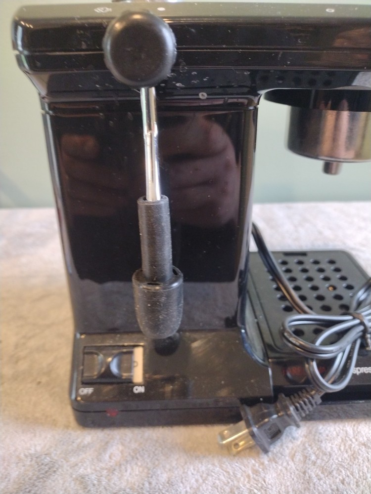 FARBERWARE Espresso Cappuccino Maker Model L2000 BRAND NEW