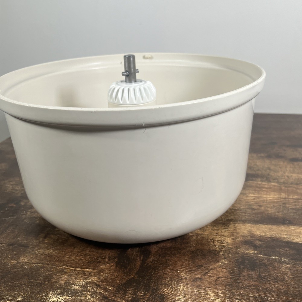 Bosch UM3 Mixing Bowl Replacement Has Scratches