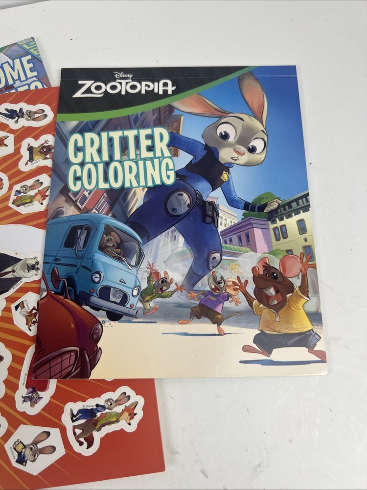 Disney 2016 Zootopia Collectors Tin