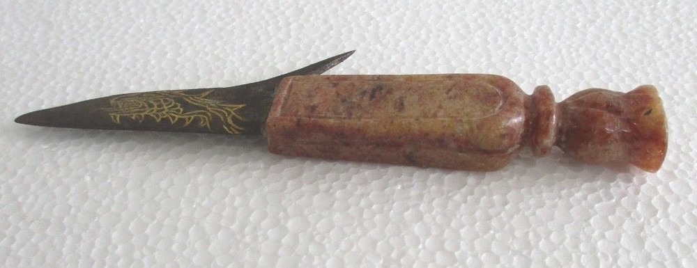 VINTAGE UNUSUAL KNIFE PAINTED BLADE , STONE HANDLE