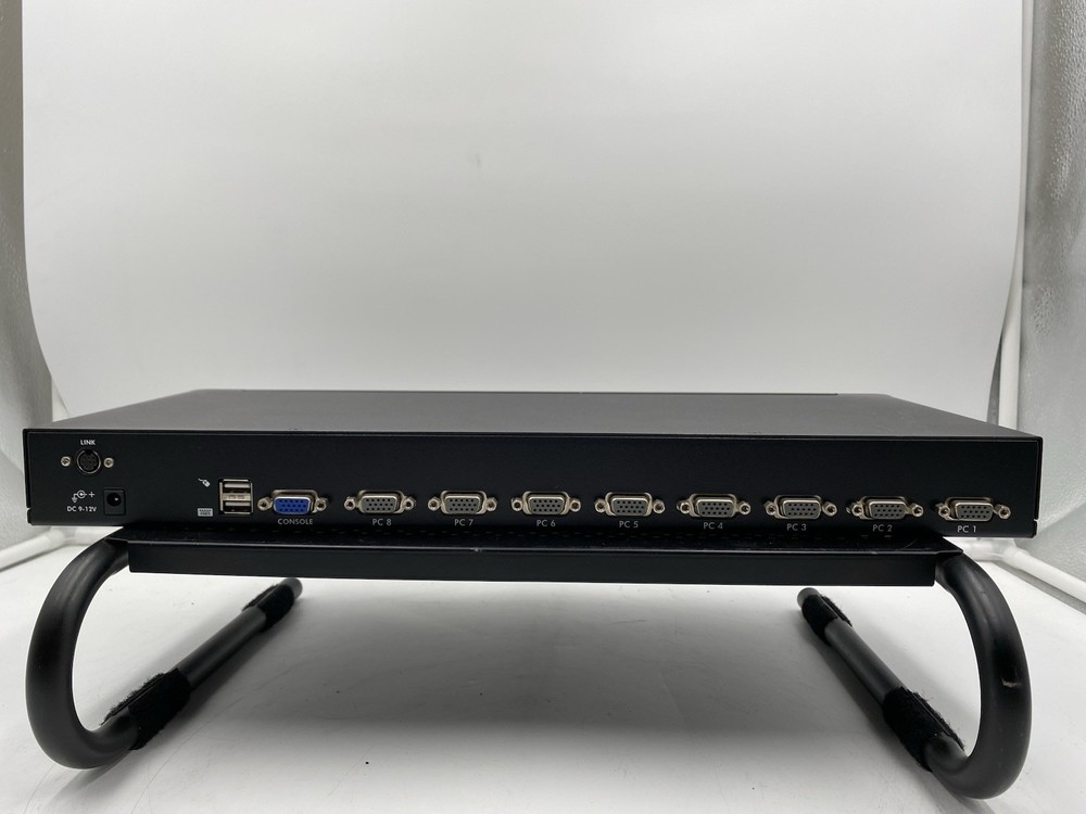 StarTech.com SV831DUSBU 8-Ports External KVM switch USB