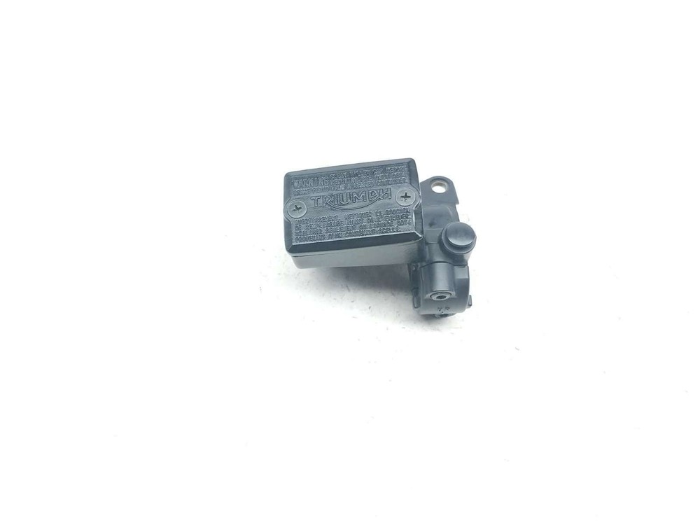 21-24 Triumph Trident 660 Clutch Master Cylinder