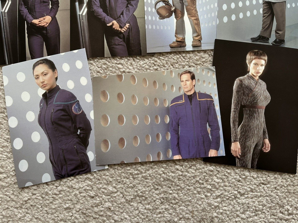Star Trek Enterprise Postcard lot Bakula
