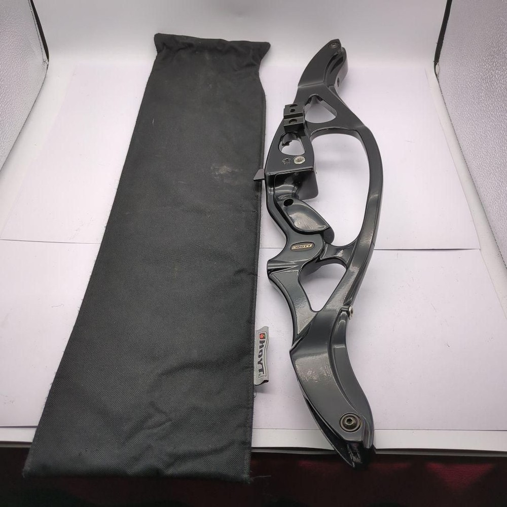 HOYT ECLIPSE Black Archery Handle Recurve Bow