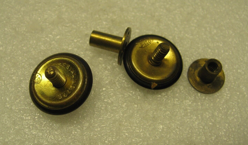 /USMC Vintage Uniform 2 Buttons for Marine Visor Cap