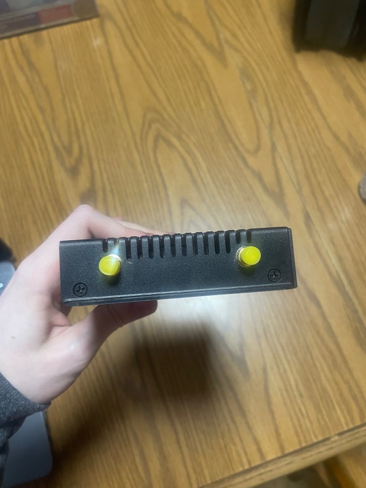 ISEEVY WiFi VGA HD Video Encoder & Decoder