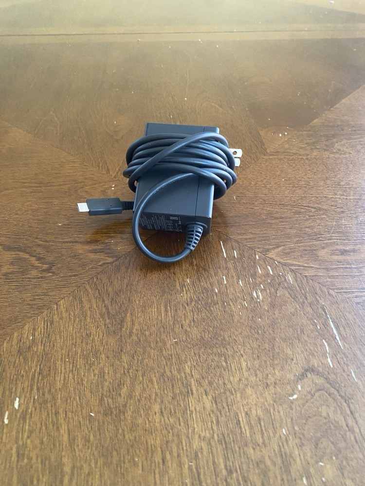 USED Nintendo Switch Gray Bundle + Games