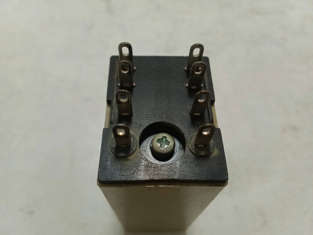 Omron H3YN-2 Timer (E3A1)