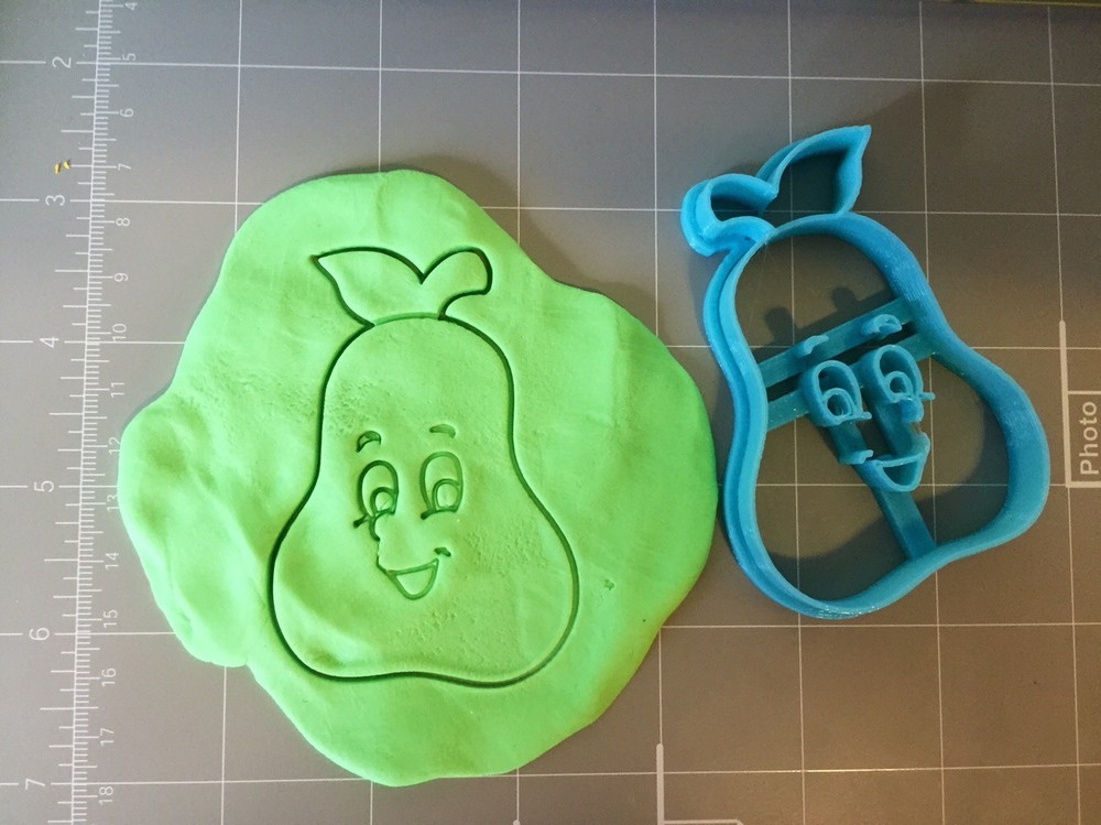 Happy Pear Cookie Cutter