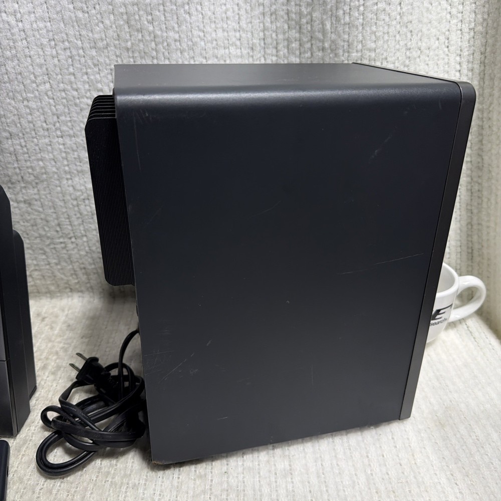 Brookstone Wafer-Thin CD System MP3 Player Flat Panel Speakers Subwoofer Remote