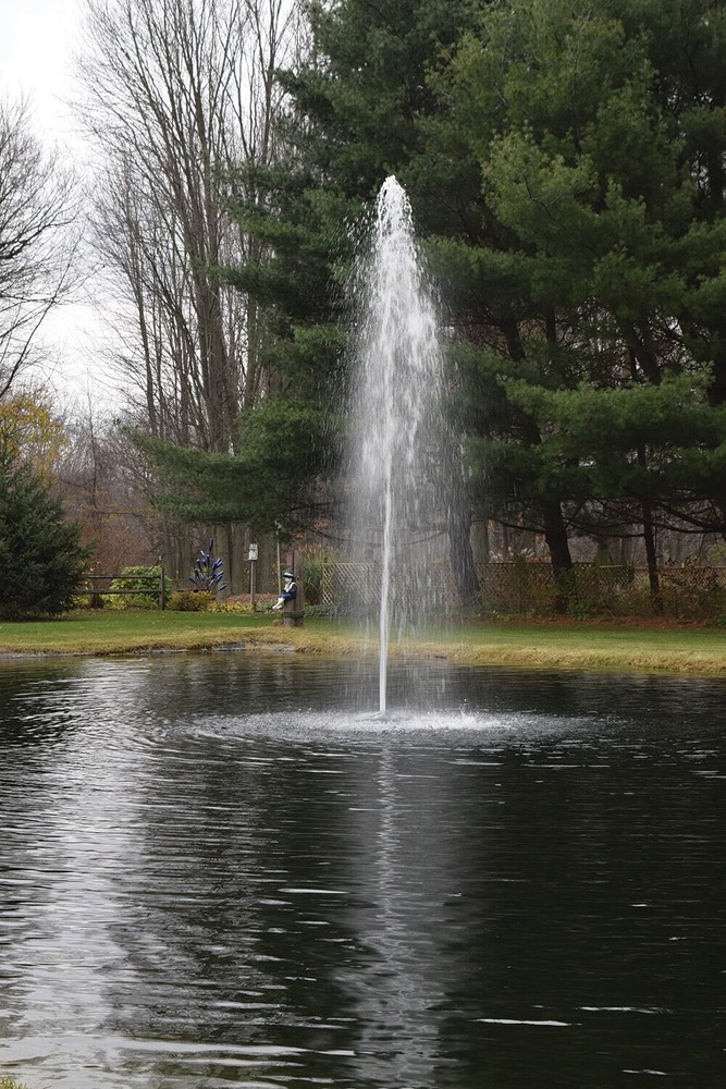 24" Floating Pond Fountain Head, Includes 2" Rocket Nozzle