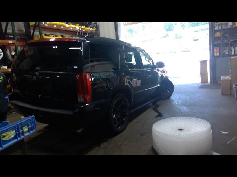 Blind Spot Alert Module 2011-2014 Escalade 22838135