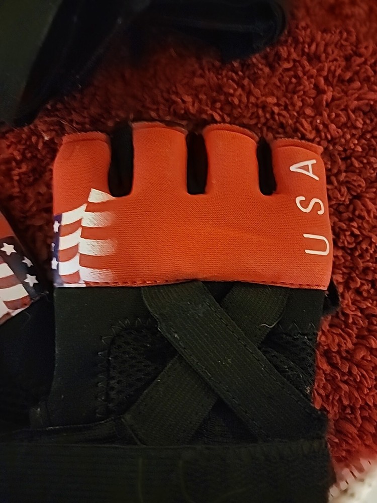 Everlast Fingerless Workout Gloves With Padding