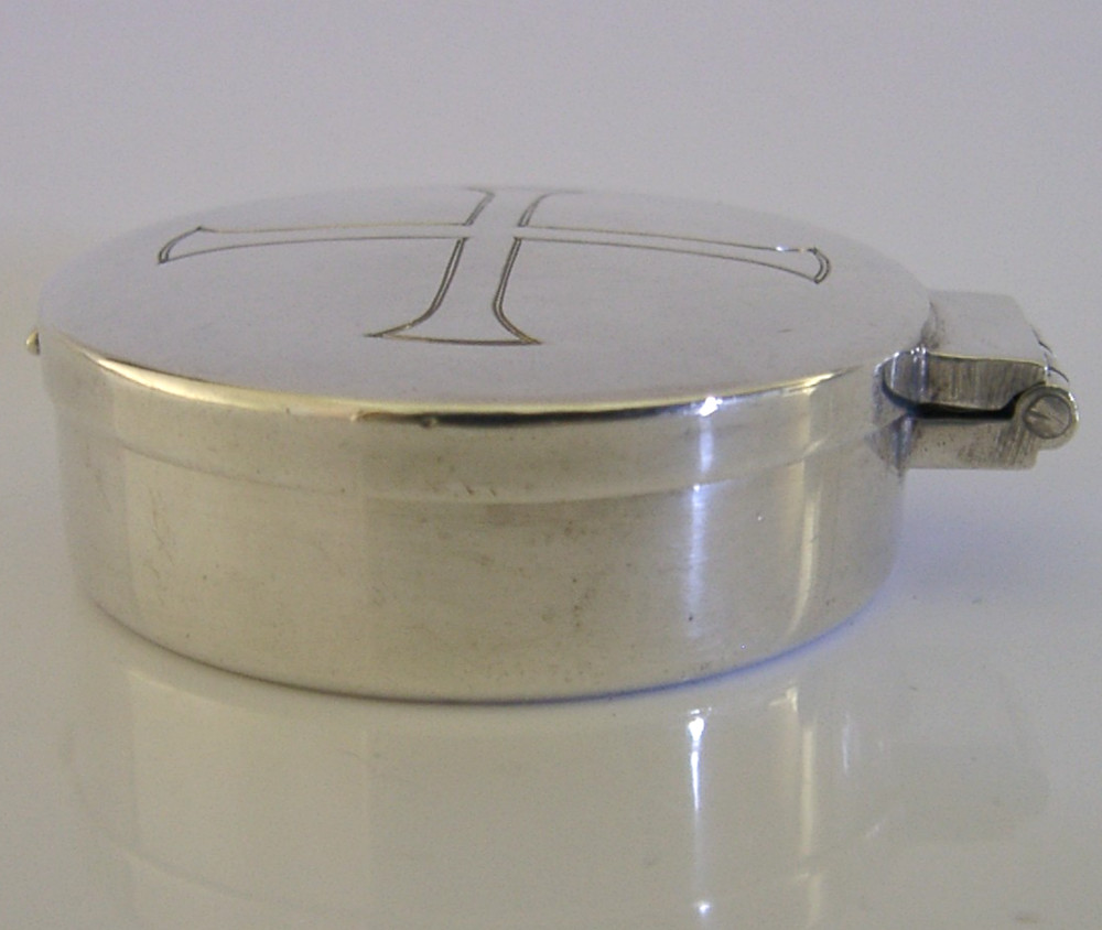 ENGLISH SOLID STERLING SILVER PYX HOLY COMMUNION WAFER BOX 1966 RELIGIOUS