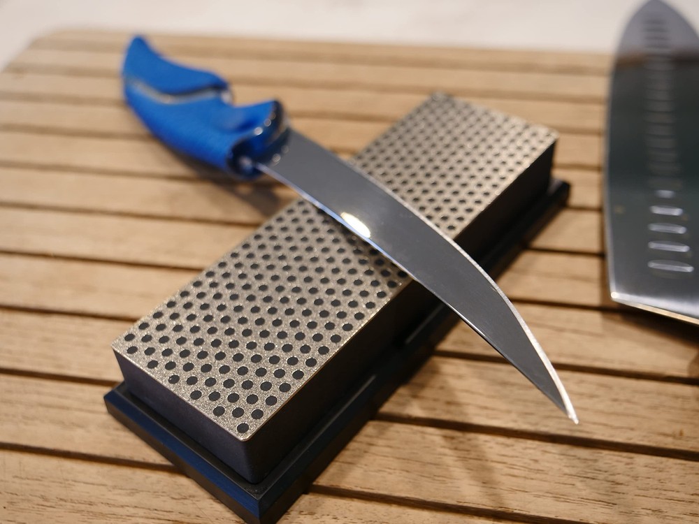 DMT 6in Diamond Whetstone Sharpening Stone Extra Coarse with Plastic Case W6XP