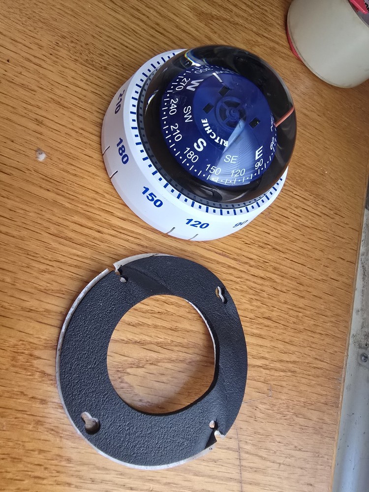 Ritchie Xp-99W Kayak Sailboat Compass - Surface Mount- NEW OPEN BOX