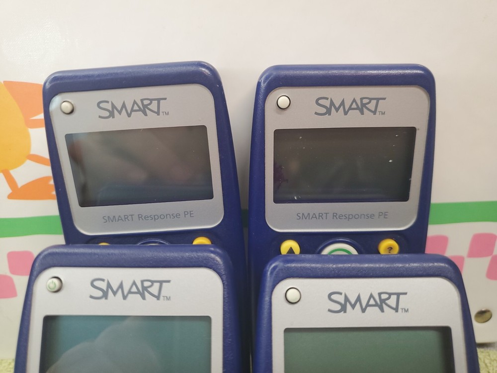 Smart Technologies Senteno Remote Clicker. 03-00220and router