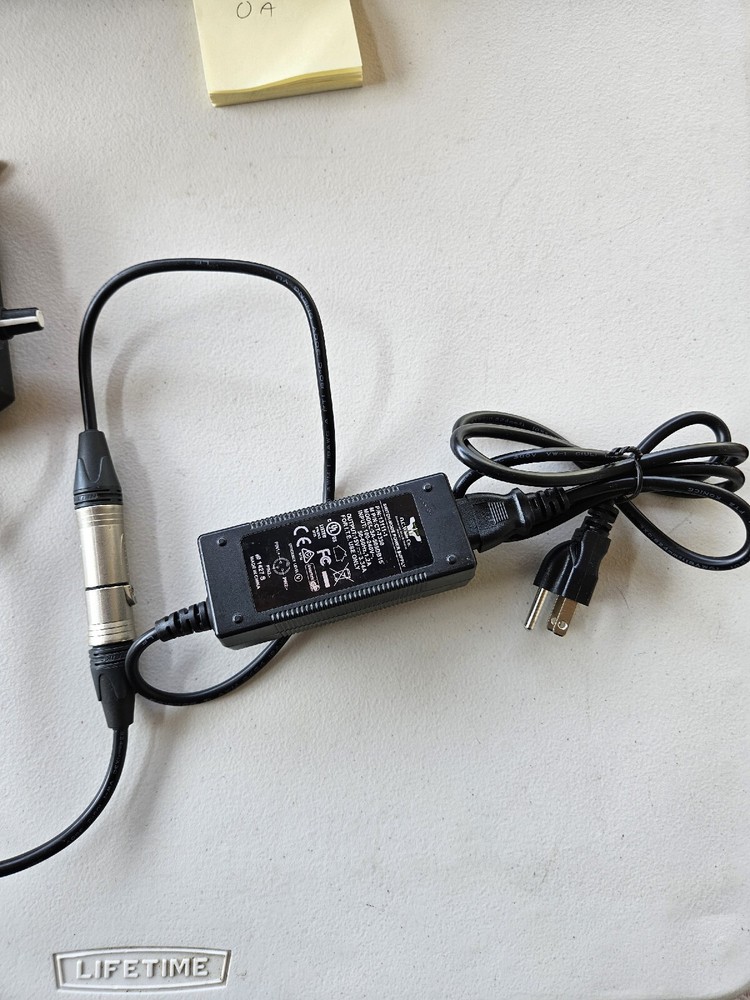 Micro-Lite, LV2000-B, Ring Illuminator light, With Power Supply, LED light used