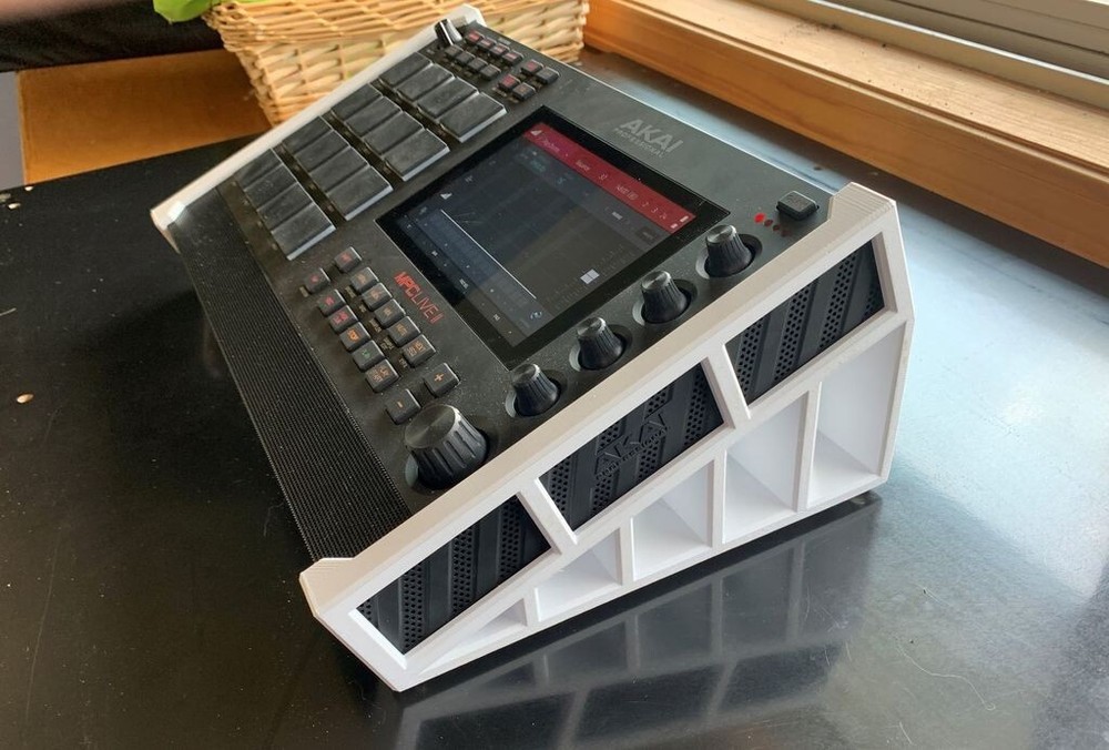 Akai MPC Live 2 Studio Controller - Display Stand