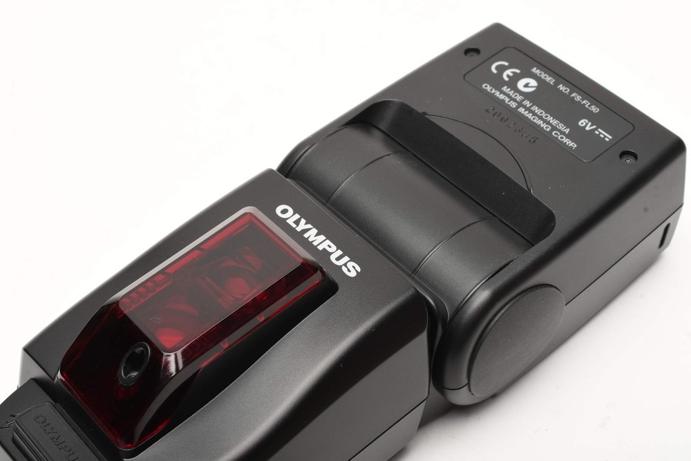 Olympus FL-50 Electronic Flash w/Pouch, Mint- Tested