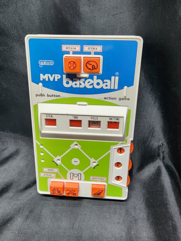 D4 MVP Baseball Hand Held Electric Game with original box 1978 Tested